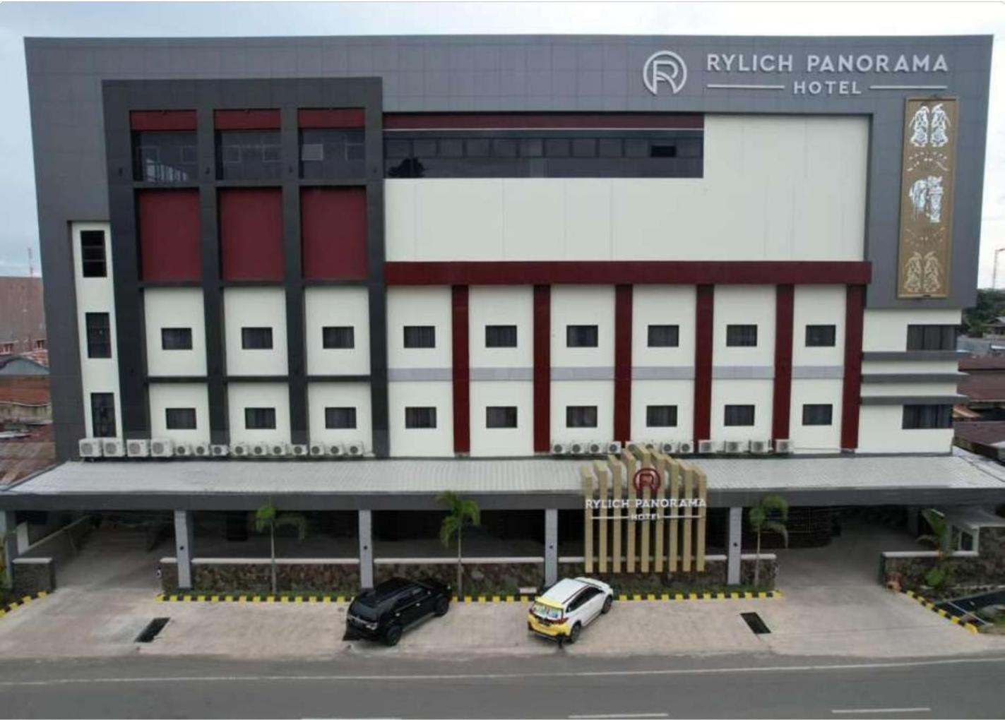 Rylich Panorama Hotel Sorong Esterno foto
